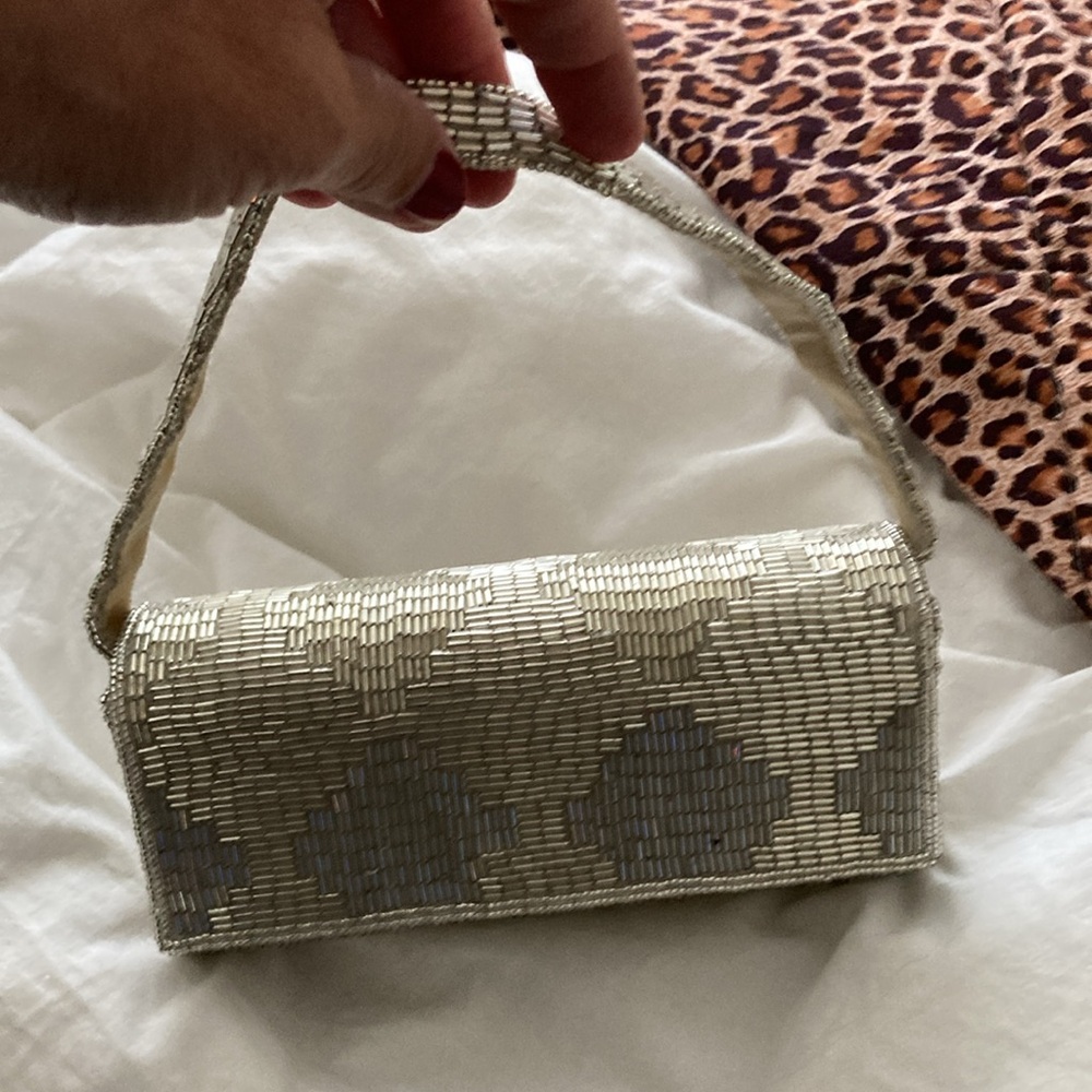 La Regale evening bag - Picture 2 of 7